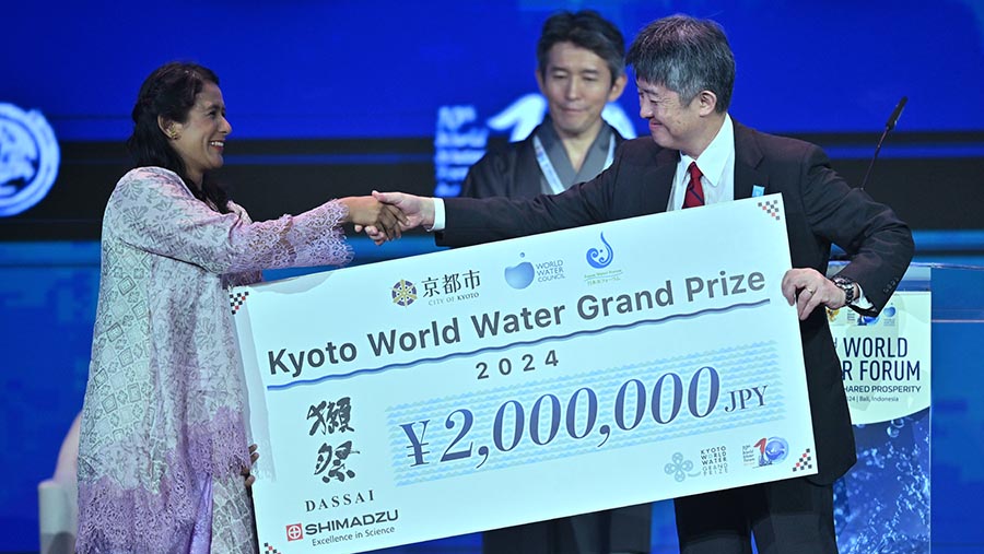 Dalam acara tersebut Coordination Youth Sanitation Concer mendapat penghargaan Kyoto World Water Grand Prize 2024.  (Medcen WWF 2024/Bayu Pratama)