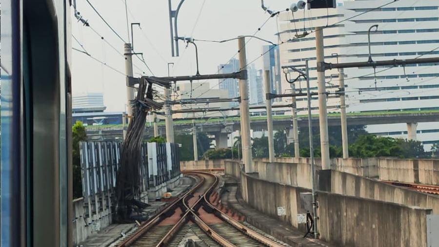 Insiden besi jatuh di jalur MRT. (Dok: MRT Jakarta)