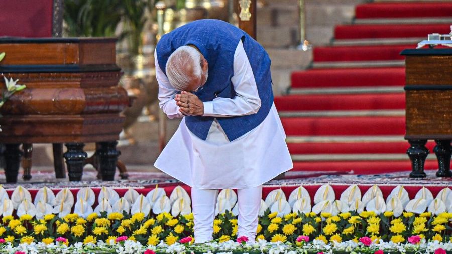 Narendra Modi dilantik sebagai PM India untuk periode ketiga. (Sumber: Bloomberg)	
