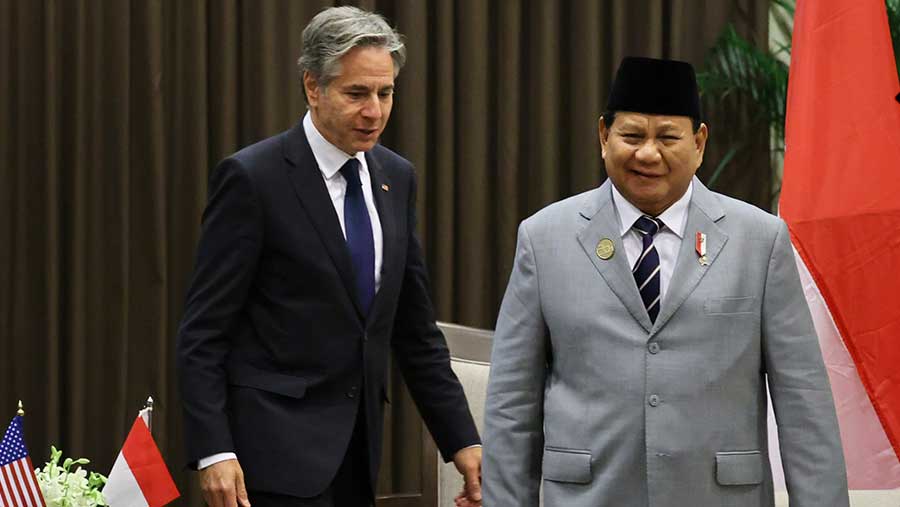 Menteri Pertahanan Prabowo Subianto bertemu dengan Menteri Luar Negeri AS, Anthony John Blinken di Yordania. (Dok Kemhan RI)