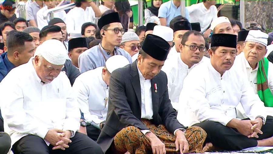 Presiden Jokowi salat Iduladha di Semarang. (Sumber: Tangkapan Layar YouTube Sekretariat Presiden)