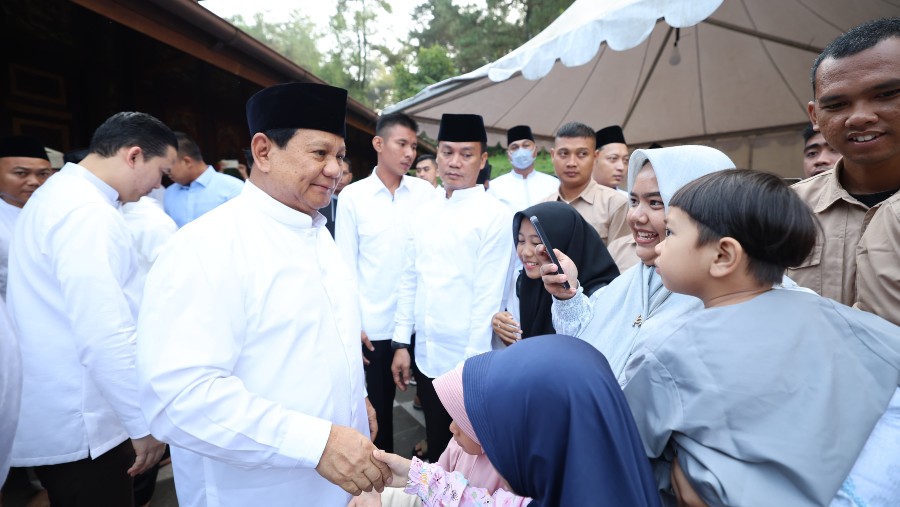 Prabowo merayakan Iduladha bersama masyarakat di Hambalang. (Dok: Gerindra)