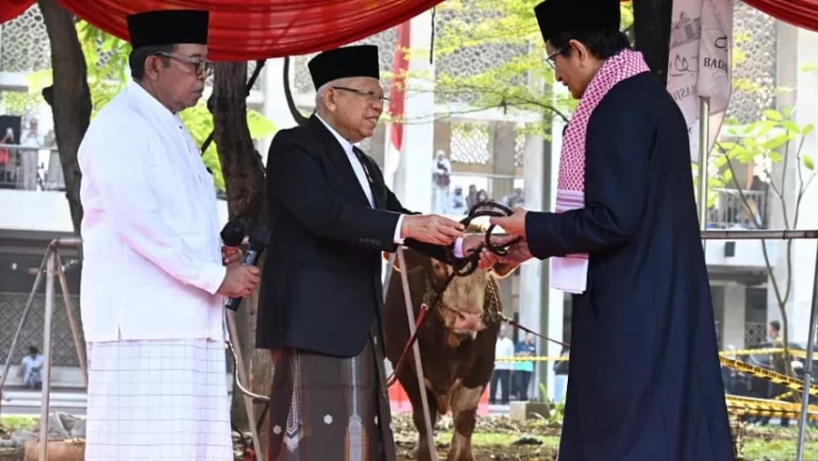 Wakil Presiden Ma'ruf Amin saat sholat Ied dan berkurban di Masjid Istiqlal./ Dok: www.wapresri.go.id