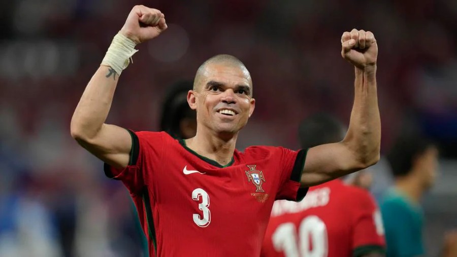 Pemain Belakang atau Bek Timnas Portugal, Pepe pada pertandingan EURO 2024 di Jerman. (Dok. UEFA)
