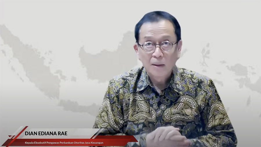 Kepala Eksekutif Pengawas Perbankan OJK,  Dian Ediana Rae saat Hasil RDK Bulanan Juni 2024. (Youtube OJK)