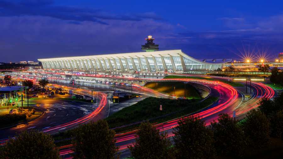 Ilustrasi bandara yang masuk 10 peringkat terbaik AirHelp. (Dok: Bloomberg)
