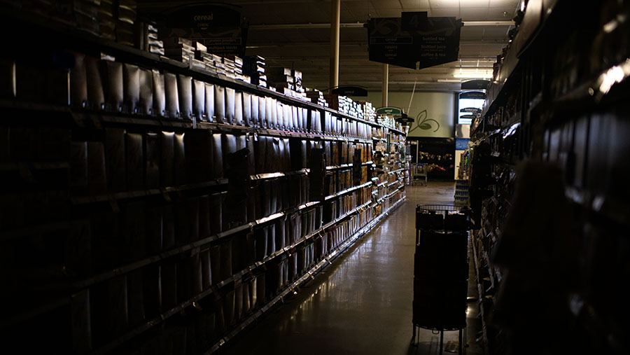 Suasana toko kelontong Kroger yang tanpa listrik di Houston, Texas, AS, Selasa (9/7/2024). (Mark Felix/Bloomberg)