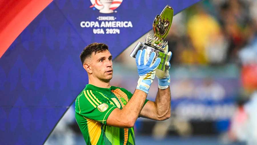 Kiper Timnas Argentina Emiliano Martínez Hanya Kebobolan 1 Kali di Copa America 2024. (Dok. CONMEBOL)