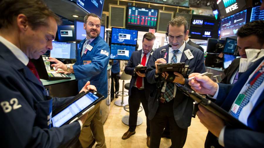 Suasana pasar saham di Amerika Serikat (AS) atau Wall Street.