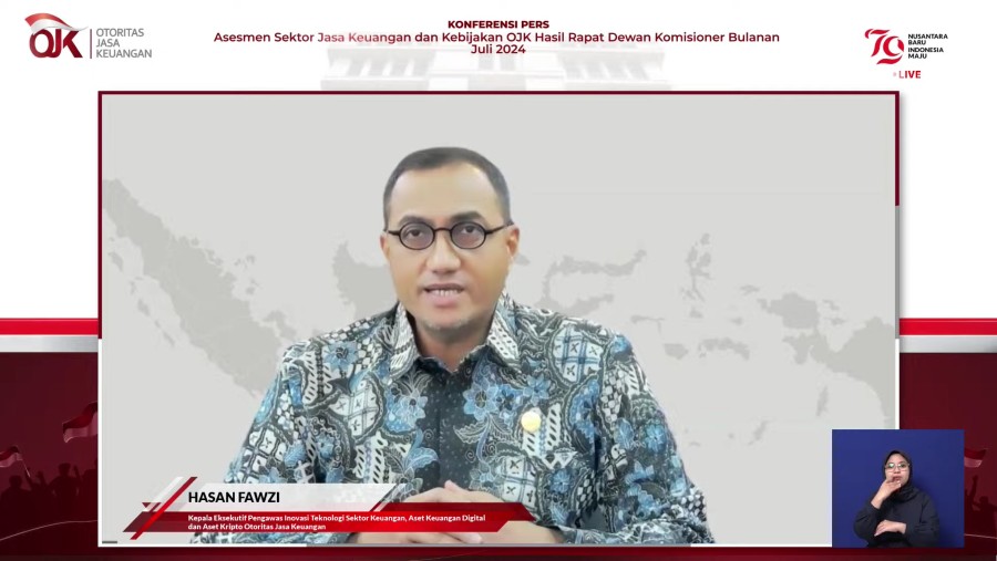 Kepala Eksekutif Pengawas Inovasi Teknologi Sektor Keuangan, Aset Keuangan Digital & Aset Kripto OJK Hasan Fawzi saat RDK Bulanan Juni 2024. (YT OJK)