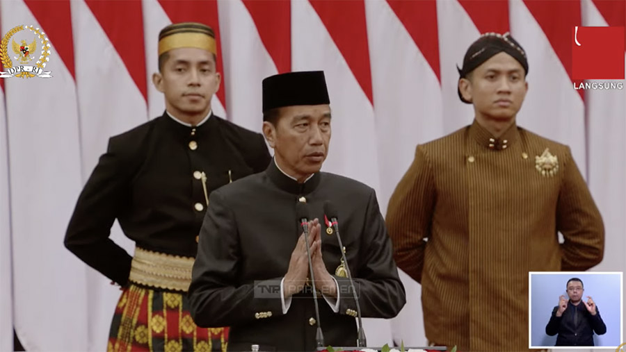 Presiden Jokowi saat Sidang Tahunan MPR RI dan Pidato Kenegaraan, Jumat (16/8/2024).  (Tangkapan Layar Youtube DPR)