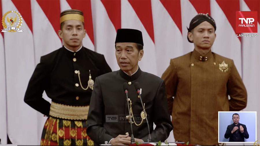 Presiden Jokowi saat Sidang Tahunan MPR RI dan Pidato Kenegaraan, Jumat (16/8/2024).  (Tangkapan Layar Youtube DPR)