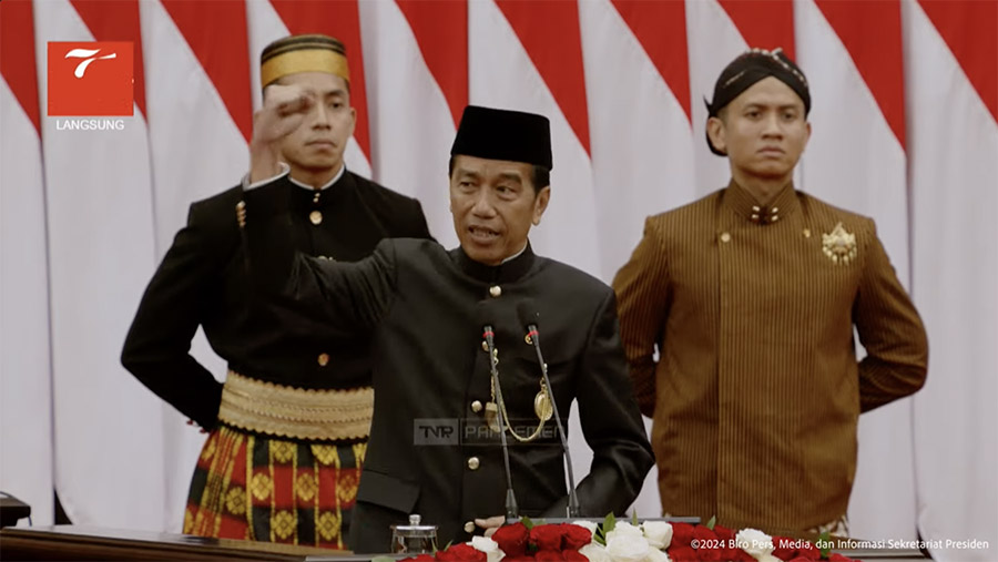 Presiden Jokowi saat mengikuti  sidang tahunan MPR dan Pidato Kenegaraan di DPR, Jumat (16/8/2024).  (Tangkapan Layar Youtube Sekretariat Presiden)