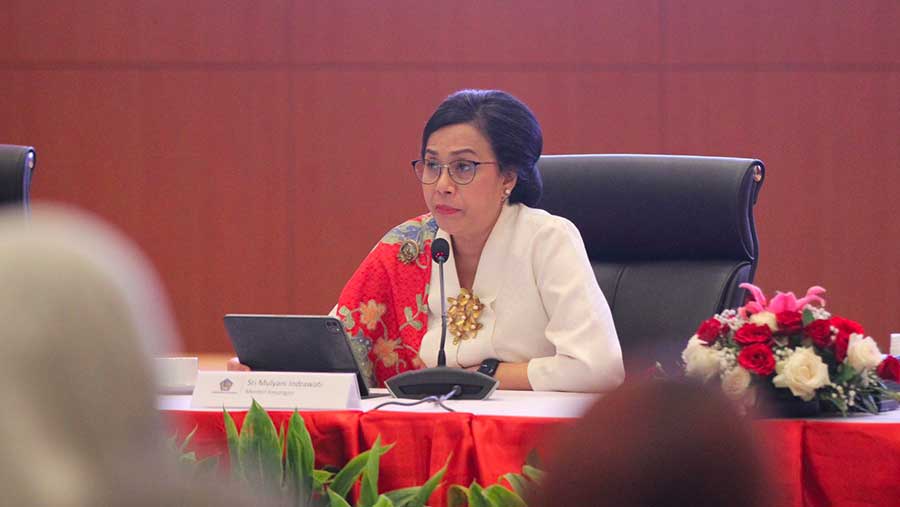 Menteri Keuangan Sri Mulyani saat konfrensi pers RAPN 2025 di Kantor Pusat Ditjen Pajak, Jumat (16/8/2024). (Bloomberg Technoz/Andrean Kristianto)