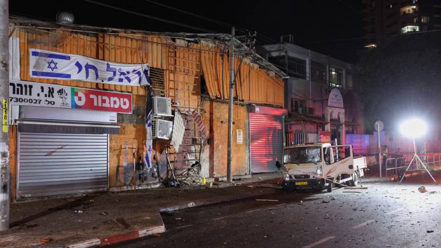 Lokasi bom di Tel Aviv, Israel. (Sumber: Bloomberg)