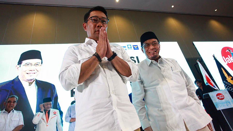 Deklarasi Bacagub & Bacawagub Jakarta, Ridwan Kamil dan Suswono di Jakarta, Senin (19/8/2024). (Bloomberg Technoz/Andrean Kristianto)