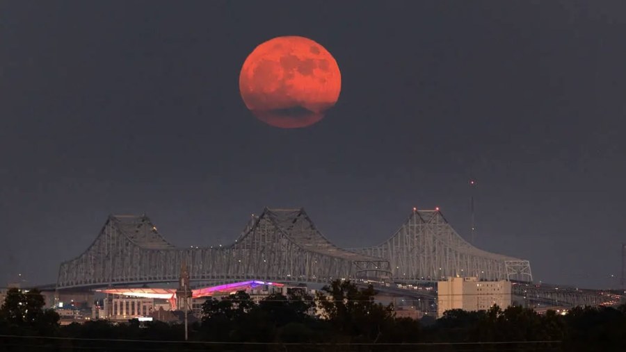 Supermoon Blue Moon NASA. (Dok: NASA)	
