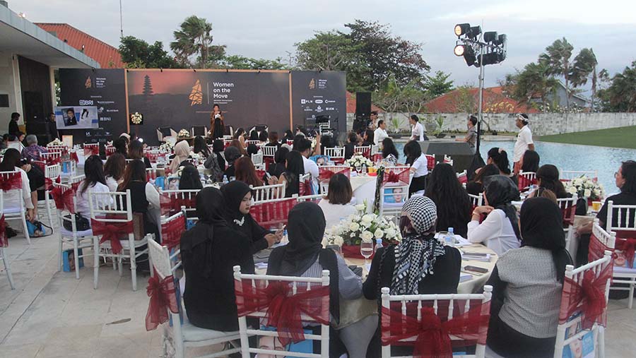 Sore harinya peserta berkumpul untuk melakukan Gala Dinner. (Bloomberg Technoz/Andrean Kristianto)