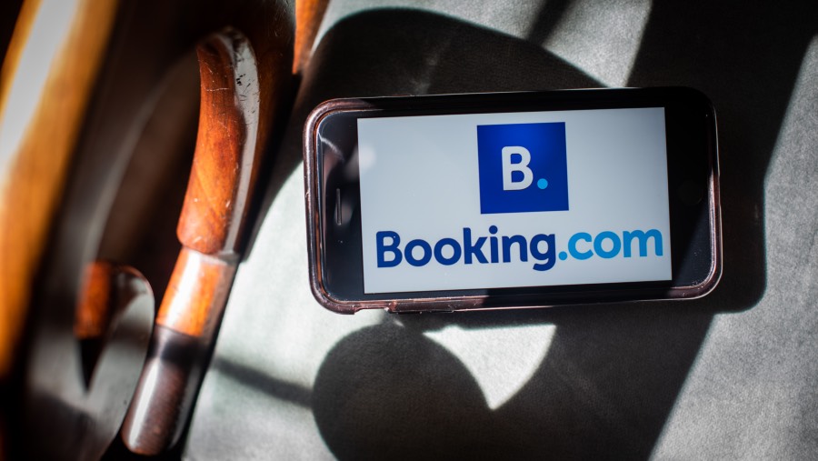 Booking.com (Sumber: Bloomberg)