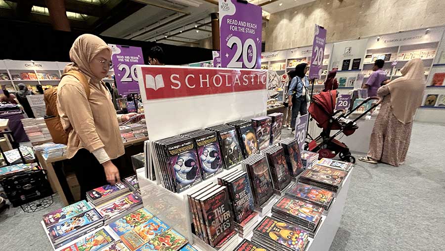 Indonesia International Book Fair (IIBF) pertama kali berlangsung pada tahun 1980. (Bloomberg Technoz/Andrean Kristianto)