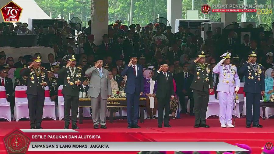 Suasana acara puncak HUT ke-79 TNI pada Sabtu di Lapangan Monas. (Tangkapan Puspen TNI)
