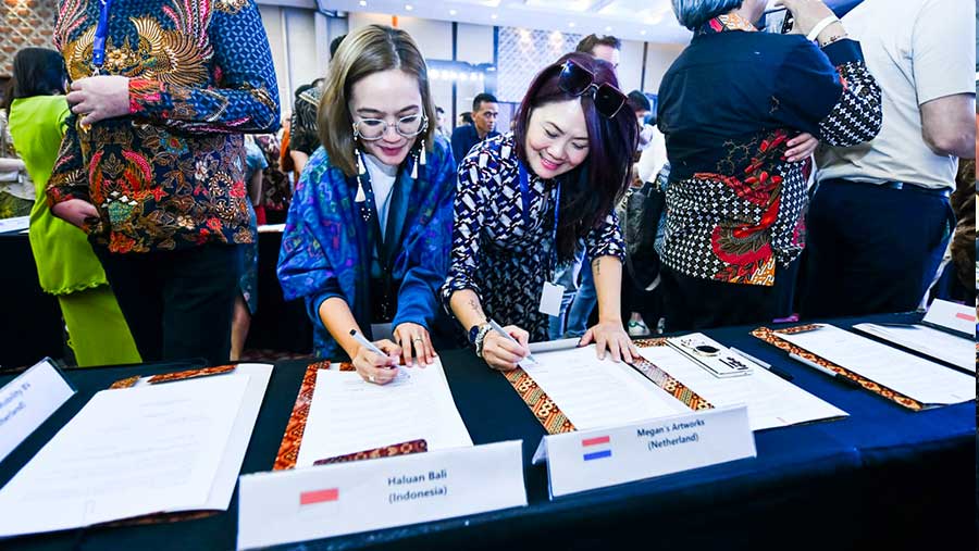 UMKM Binaan Pertamina Go Global, Sepakati Tiga Kerja Sama Dagang di Hari Pertama Trade Expo Indonesia 2024 (Pertamina)