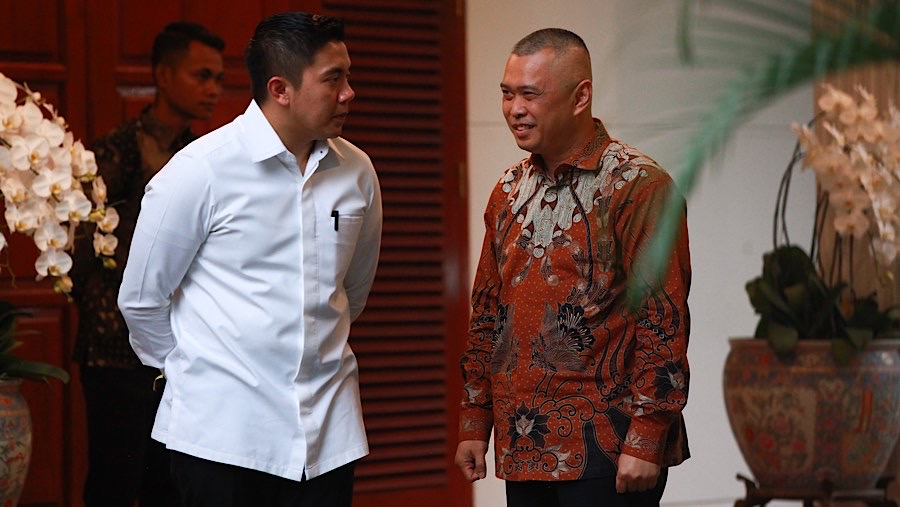 Komisaris PLN Dudy Purwagandhi bertemu dengan Prabowo Subianto di Kertanegara, Senin (14/10/2024). (Bloomberg Technoz/Andrean Kristianto)
