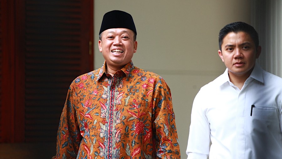 Politisi Golkar Nusron Wahid bertemu dengan Prabowo Subianto di Kertanegara, Senin (14/10/2024). (Bloomberg Technoz/Andrean Kristianto)