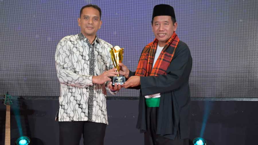 PLN Raih Penghargaan dari Local Media Summit 2024, Konsisten Dukung Perkembangan Media di Daerah (PLN)