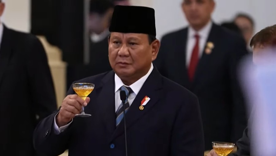 Presiden RI Prabowo Subianto saat menjamu para tamu negara. (Tangkapan layar/ Youtube Sekretariat Presiden)