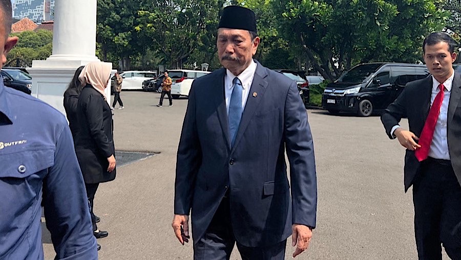 Ketua Dewan Ekonomi Nasional, Luhut Binsar Pandjaitan di Istana Kepresidenan. (Bloomberg Technoz/Mis Fransiska Dewi)
