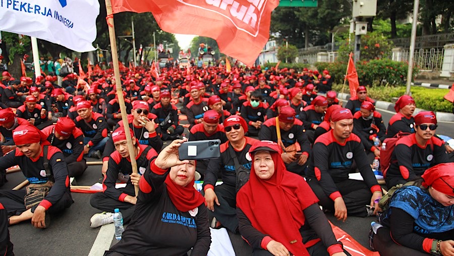 KSPI telah merencanakan mogok nasional yang akan dimulai pada 12 November 2024. (Bloomberg Technoz/Andrean Kristianto)