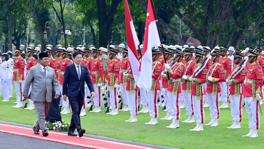 Presiden Prabowo menerima kunjungan resmi Perdana Menteri (PM) Republik Singapura, Lawrence Wong, di Istana Merdeka. (Foto: BPMI Setpres/Muchlis Jr)