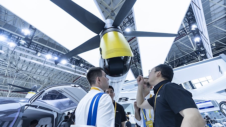 Pesawat lepas landas dan mendarat vertikal (eVTOL) elektrik Aerofugia Technology Co. AE200. (Qilai Shen/Bloomberg)