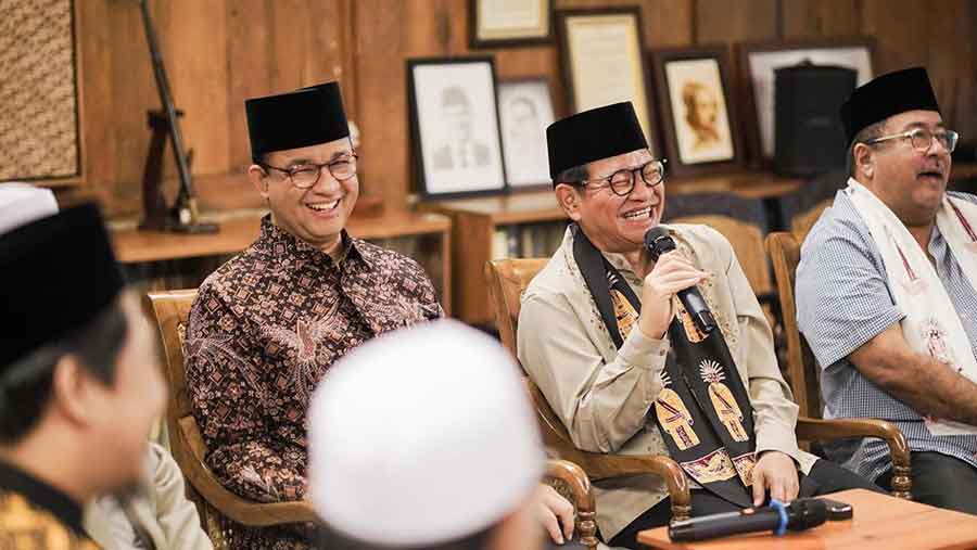 Pramono Anung dan Rano Karno di Kediaman Anies Baswedan (Instagram @pramonoanungw)