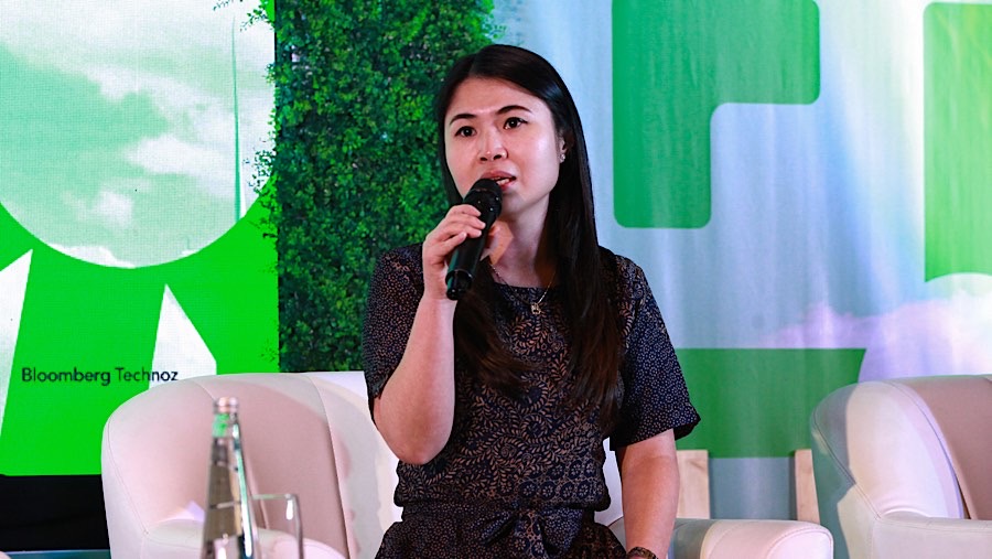 Pembicara lainnya dalam diskusi panel 1 ialah Kepala Keberlanjutan Maybank Indonesia Maria Trifanny Fransiska,(Bloomberg Technoz/Andrean Kristianto)