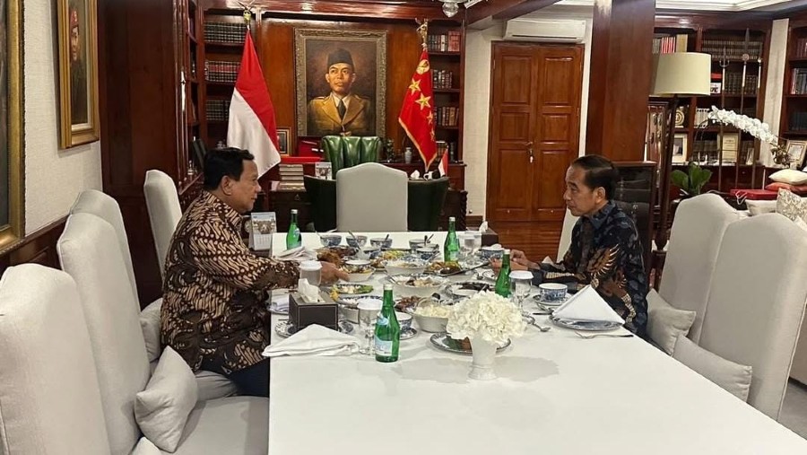 Presiden ke-7 Joko Widodo (Jokowi) mengunjungi Presiden Prabowo Subianto di kediamannya, Jalan Kertanegara. (IG Prabowo)