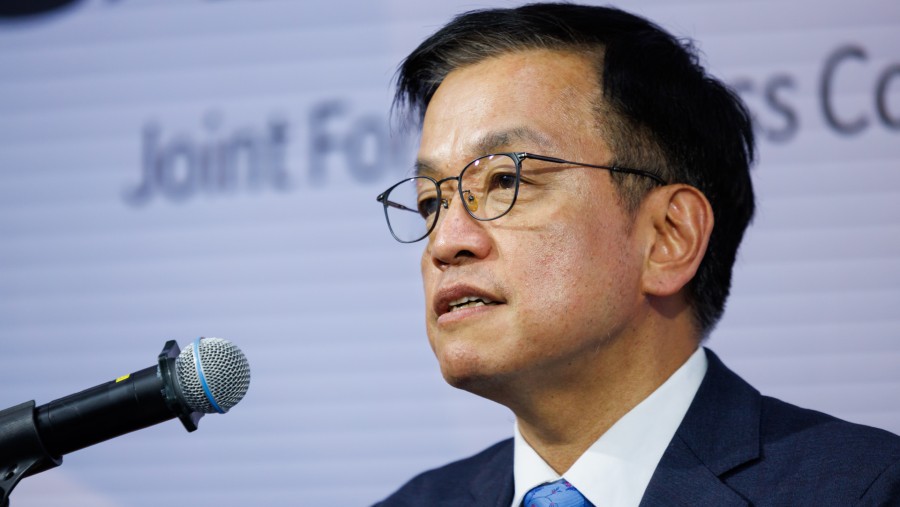 Presiden Korea Selatan (Korsel) Sementara Choi Sang-mok. (Foto: SeongJoon Cho/Bloomberg)