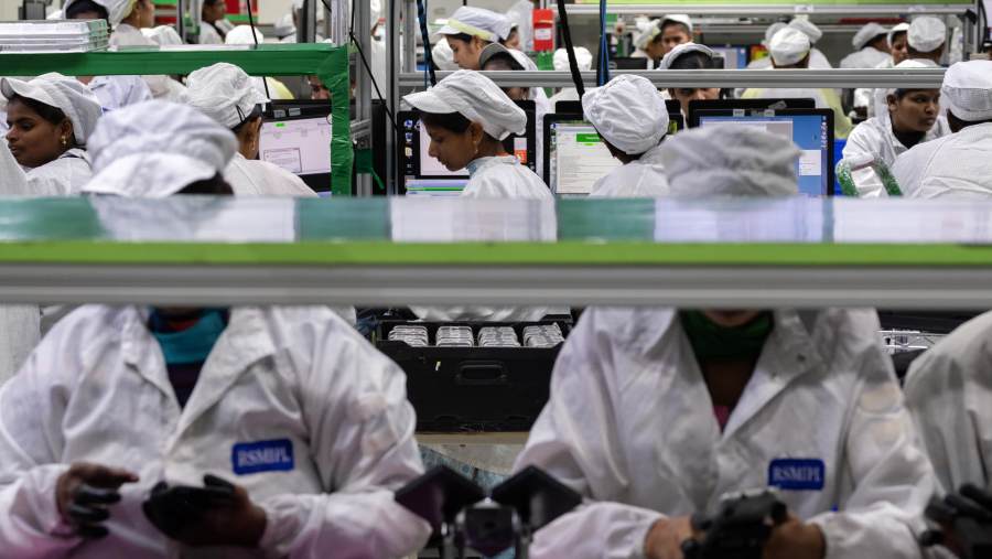 Kondisi pabrik perakitan iPhone Apple milik Hon Hai atau Foxconn. (Bloomberg)