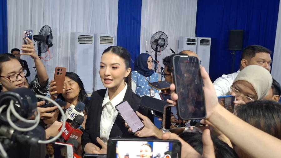 Raline Shah, Staf Khusus Bidang Kemitraan Global dan Edukasi Digital. (Pramesti/Bloomberg Technoz)