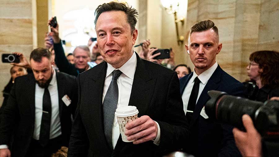 China Pertimbangkan Penjualan TikTok AS ke Elon Musk (Bloomberg)