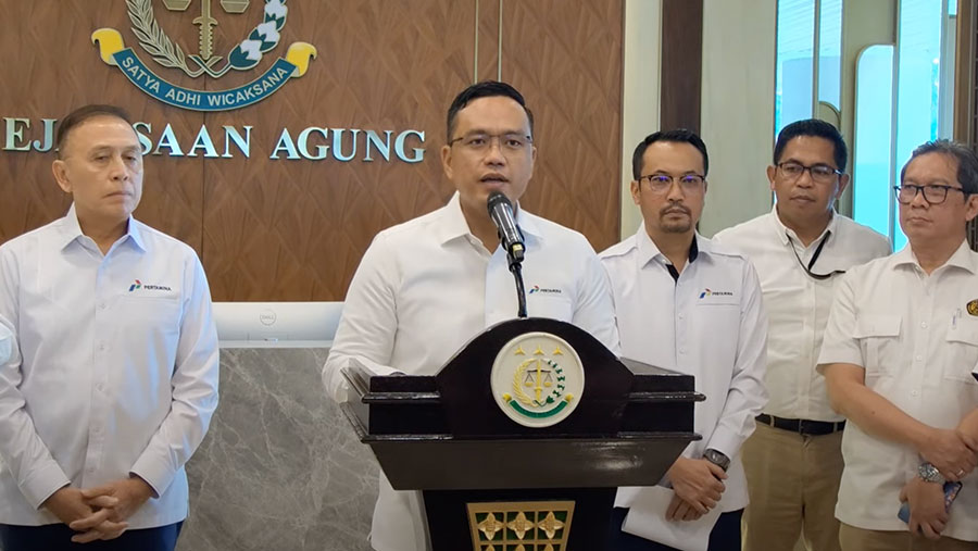 Konferensi Pers Jaksa Agung dengan Direktur Utama Pertamina (YouTube Kejaksaan RI)