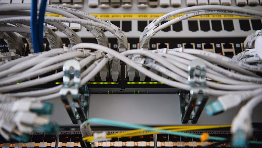 Ilustrasi industri pusat data dan cloud. (Bloomberg)