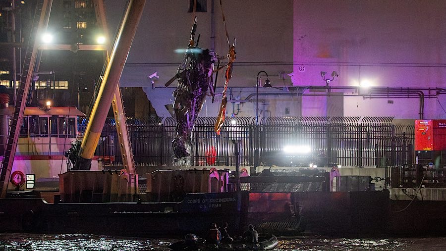 Helikopter yang digunakan diketahui merupakan tipe Bell 206. (David Dee Delgado/Bloomberg)