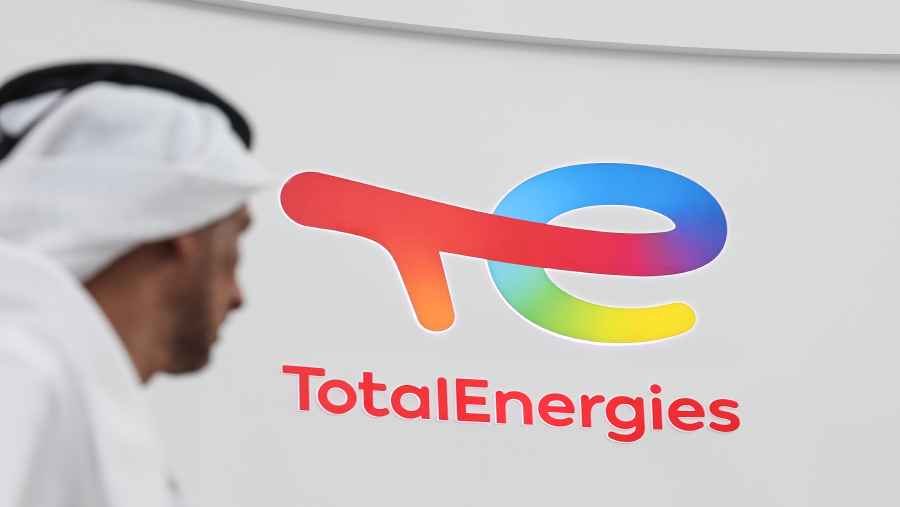 TotalEnergies, perusahaan migas asal Prancis, tengah menjajaki peluang untuk kembali investasi di hulu migas Indonesia. (Bloomberg)