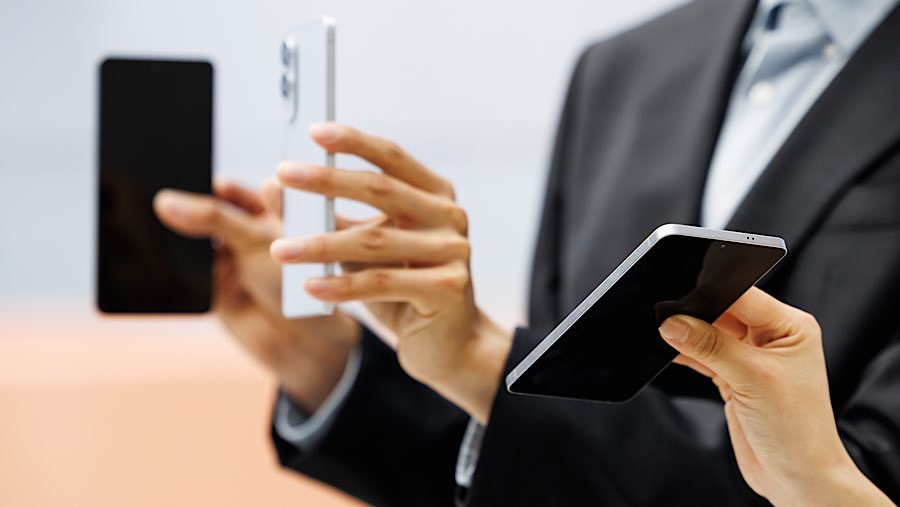 Galaxy S25 Edge mengandalkan kamera utama 200MP. (SeongJoon Cho/Bloomberg)