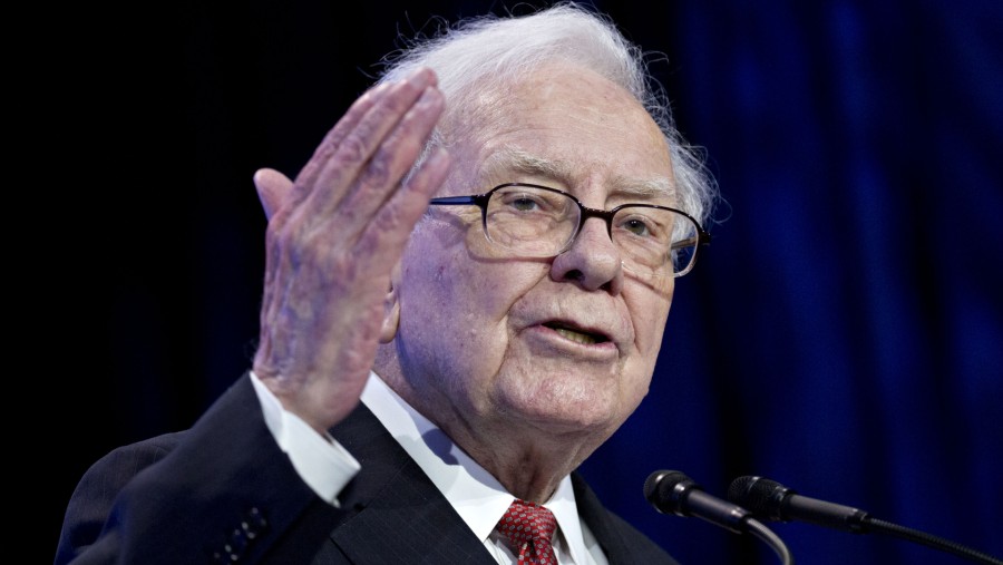 Warren Buffett pemilik perusahaan investasi Berkshire Hathaway Inc. (Bloomberg)	
