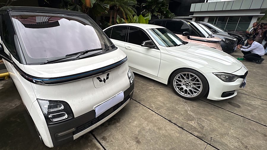 Penyitaan tersebut dari hasil penggeledahan tim KPK dari tujuh ruman dan satu kali di gedung Kemnaker. (Bloomberg Technoz/Andrean Kristianto)