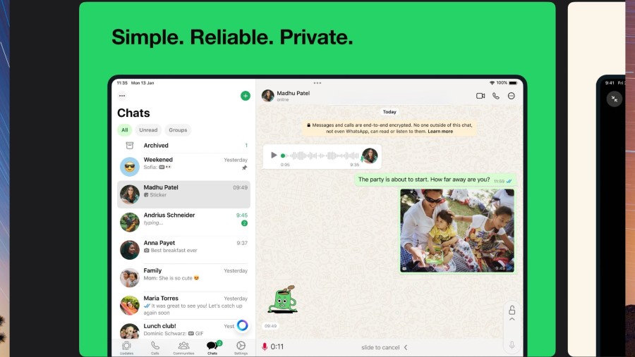 Aplikasi WhatsApp yang dirancang khusus beroperasi di iPad. (Bloomberg)