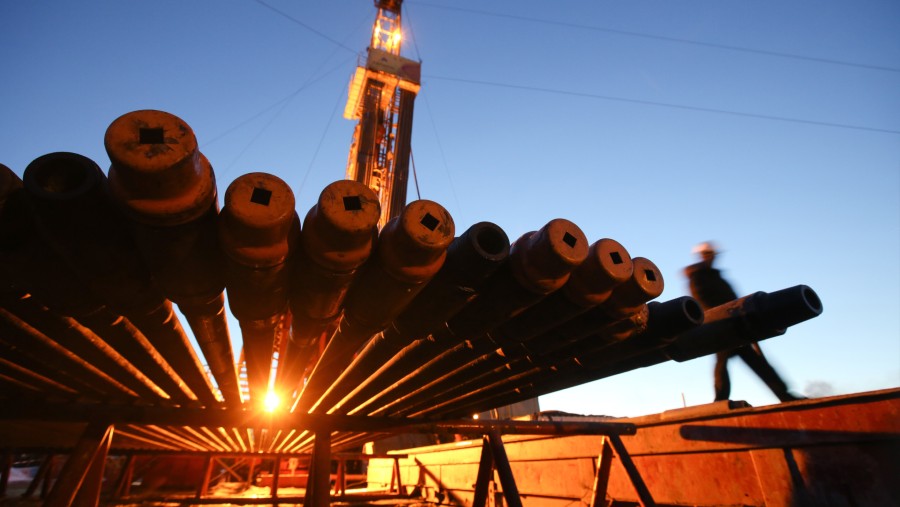 Oil drilling facility./Bloomberg
